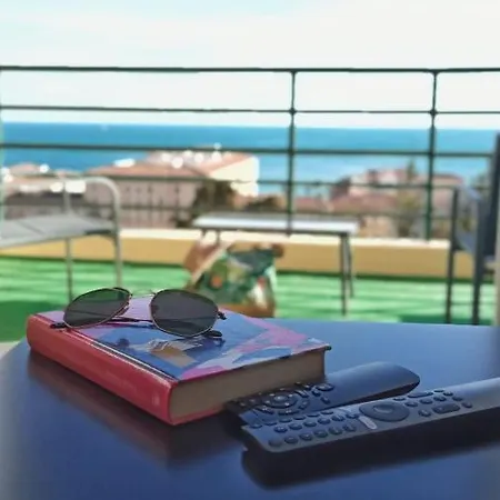 Sunshine Vistas Al Mar Apartament
