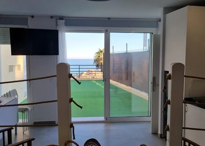 Sunshine Vistas Al Mar - Acceso Por Escaleras Apartamento