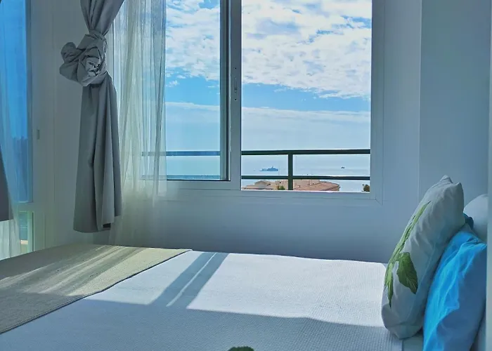 Sunshine Vistas Al Mar - Acceso Por Escaleras Apartamento Málaga