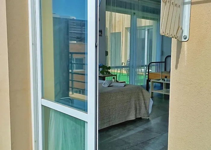 Sunshine Vistas Al Mar - Acceso Por Escaleras Apartamento